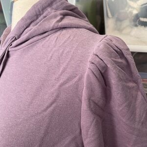 Puff Sleeve Hoodi